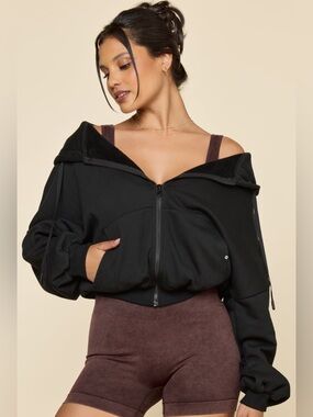 Popflex. Zip Cloud Hoodie. Black. Size S/M.